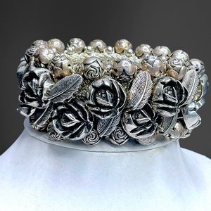 🌺SALE! Vintage Silver Rose Bracelet